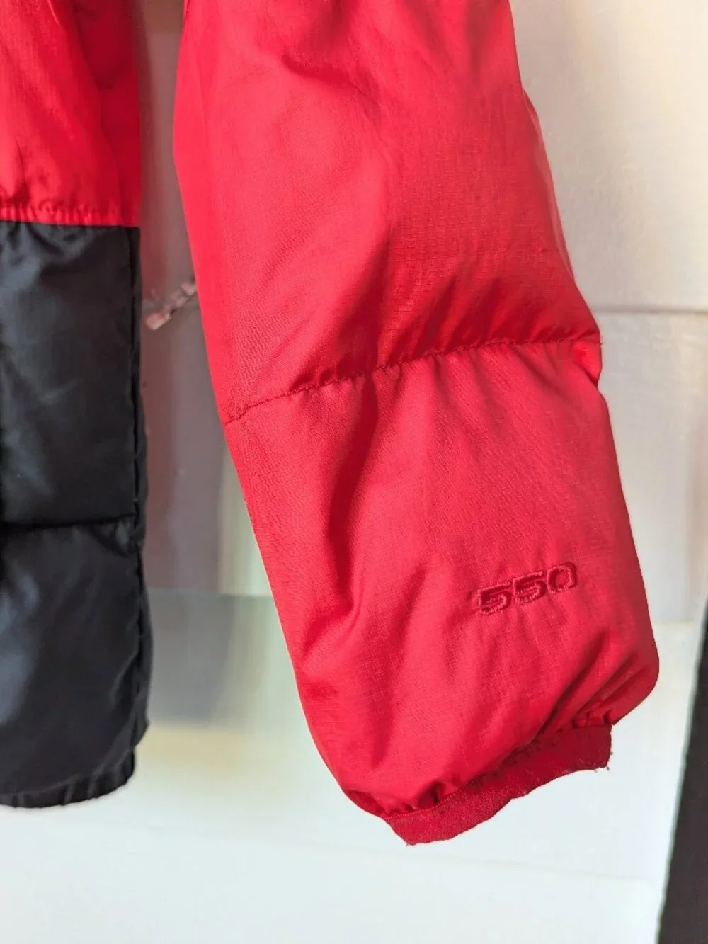 THE NORTH FACE 550 DOWN REVERSIBLE HOODED PUFFER JACKET TODDLER BOY 5T RED BLACK